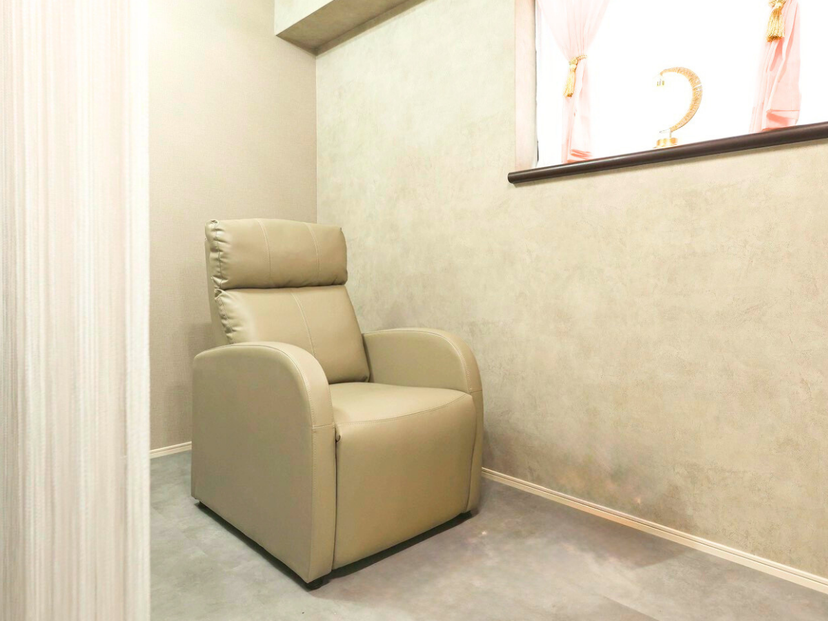 KATE stage LASH香椎店